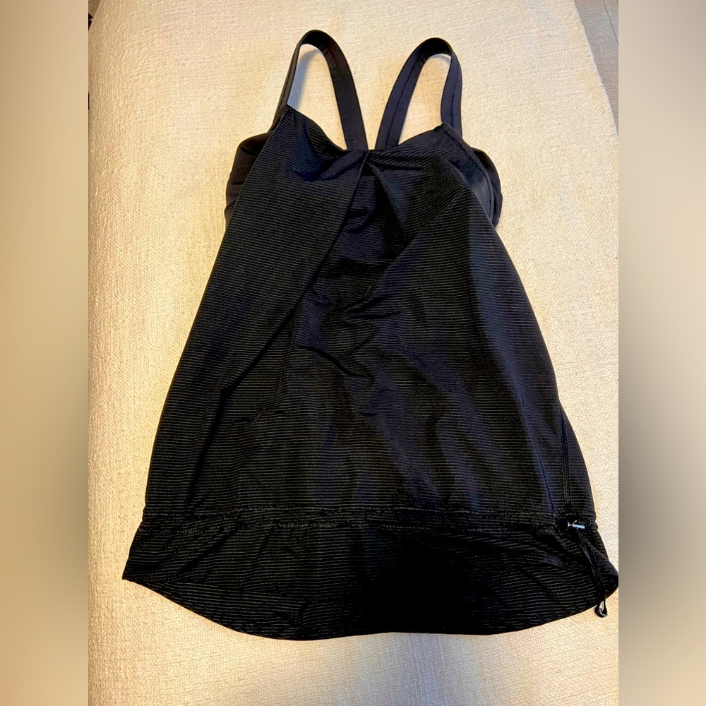 Lululemon top